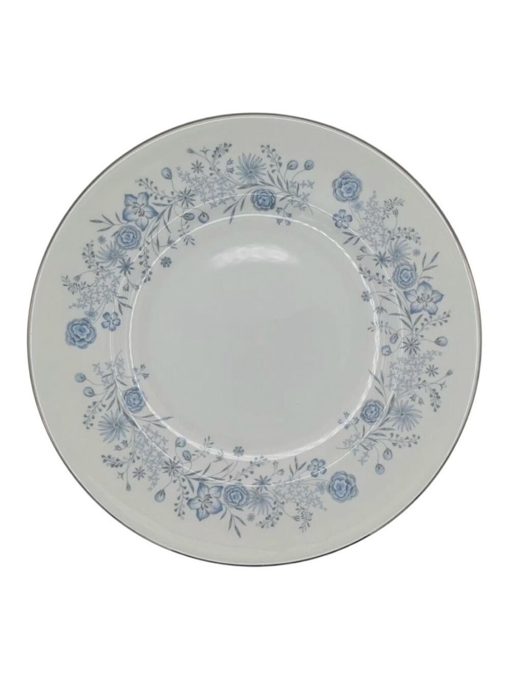 Vintage Wedgwood Belle Fleur Dinner Plate,
Discontinued, 10 3/4”, England.